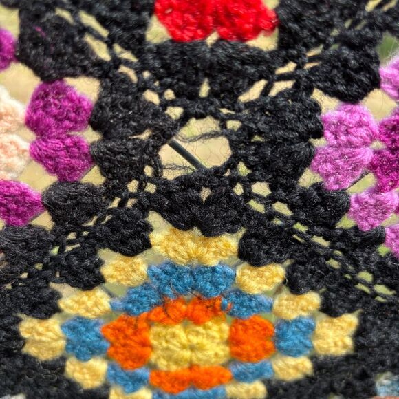 Vintage Handmade Grannycore Square Afghan Throw Roseanne Boho Crochet 70"x38" - Picture 6 of 9